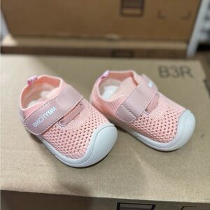 Kids Pink Mesh Shoes